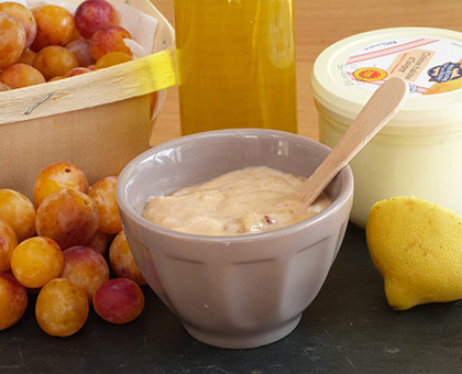 DIY en images : Masque nourrissant à la mirabelle