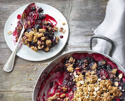 Crumble de fruits rouges aux flocons de quinoa et de sarrasin