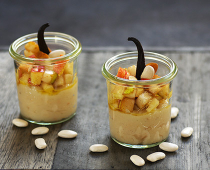 Verrines de crème de Haricots Tarbais, poires et pommes sautées