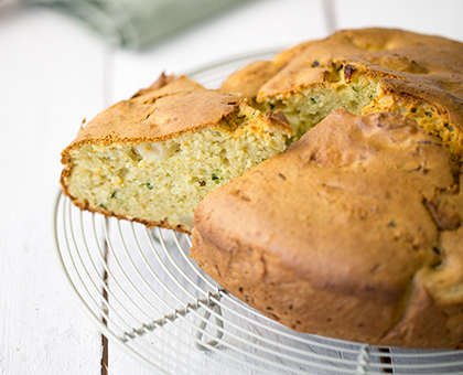 Gâteau sucré de courgettes sans gluten