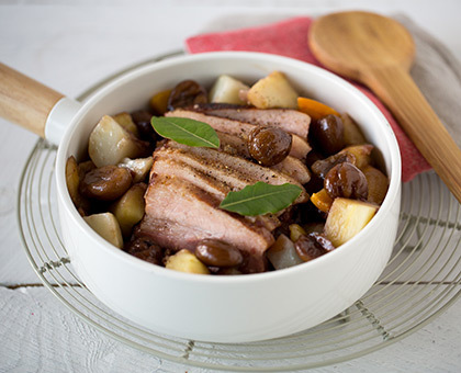 Ragoût de légumes oubliés, châtaignes et travers de porc de Bretagne