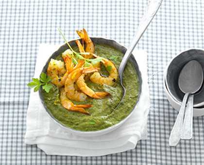Crème d’épinards aux gambas sautées