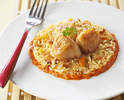 Riz à poêler chorizo et tomate séchées - Noix de St-Jacques sauce poivron rouge
