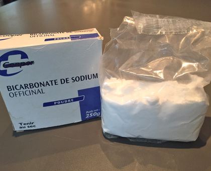 Une astuce naturelle à tout petit prix pour lutter contre les poux : le bicarbonate de sodium