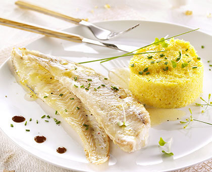 Aiglefin rôti et polenta crémeuse relevée de ciboulette