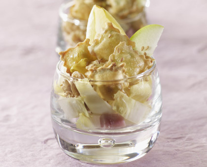 Salade d'endives aux ravioles croquantes