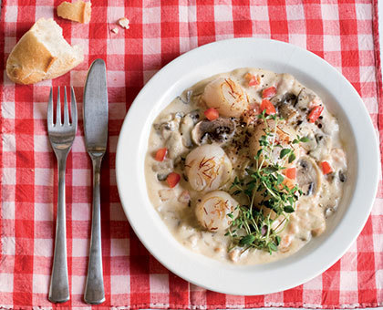 Noix de St-Jacques au safran flambées au cognac