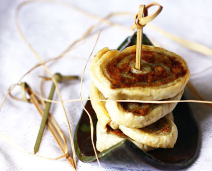 Petits feuilletés aux rillettes de sardines et à la moutarde