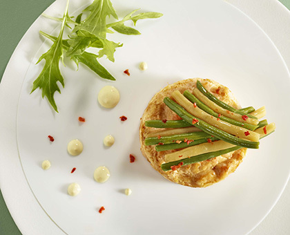 Gateau de saumon accompagné d’un duo Haricots Verts & Haricots Beurre