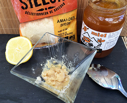 Gommage doux à la poudre d'amande