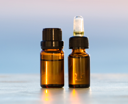 Y-a-t-il des précautions à prendre avec les huiles essentielles ?