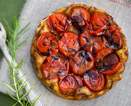 Tartelettes aux tomates cerises et au caramel balsamique