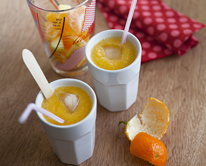 Smoothie pomme-miel-clémentine, parfum de fleur d'oranger