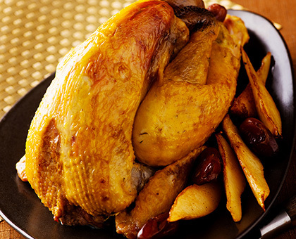 Pintade farcie aux dattes et poires à la cannelle