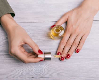 DIY : soin réparateur pour ongles à l'huile de jojoba