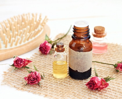 Quelles huiles essentielles pour prendre soin de ses cheveux ?