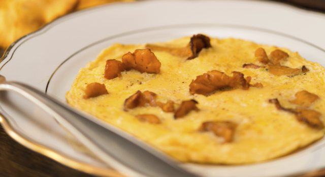 Omelette aux girolles