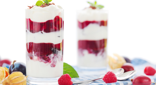 Verrine de litchis aux biscuits roses de Reims