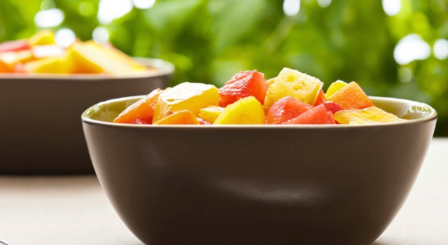 Coupe de fruits à la menthe