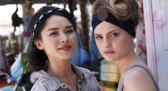 Coiffure : On adore les nouveaux headbands d'Adéli Paris, le détail qui change tout !