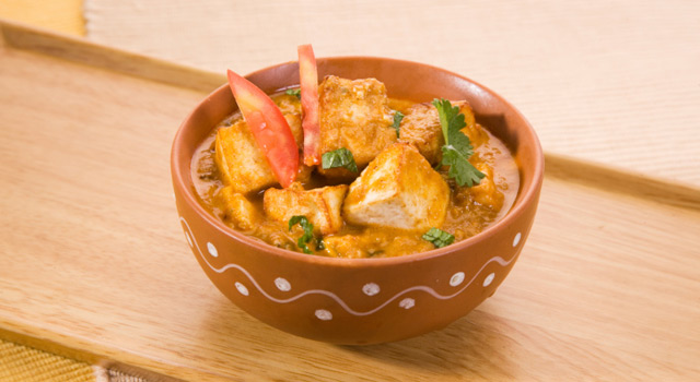 Tajine de tofu épicé