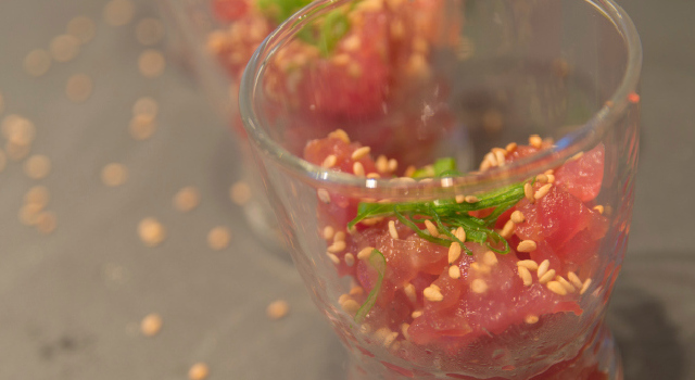 Tartare de thon à la fleur de sel