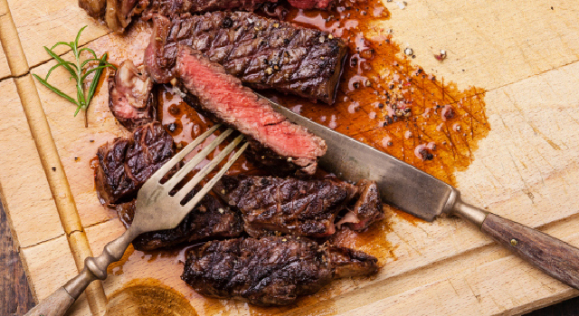 Côte de bœuf au beaujolais
