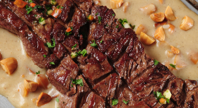 Rumsteak aux fruits secs et au roquefort