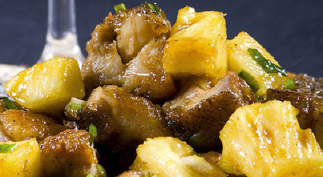 Porc sauté à l’ananas