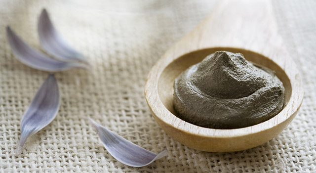 DIY : Masques naturels pour lutter contre cheveux gras