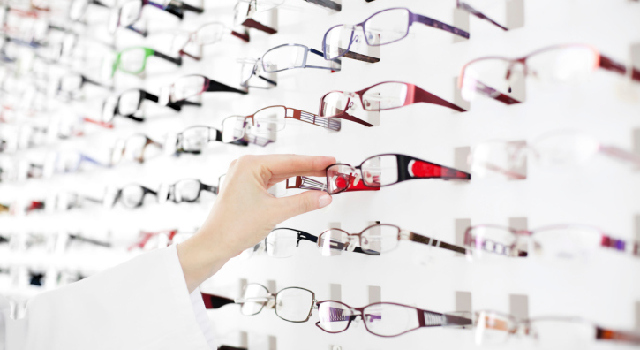 Remboursement des lunettes par les mutuelles plafonné à 470 €