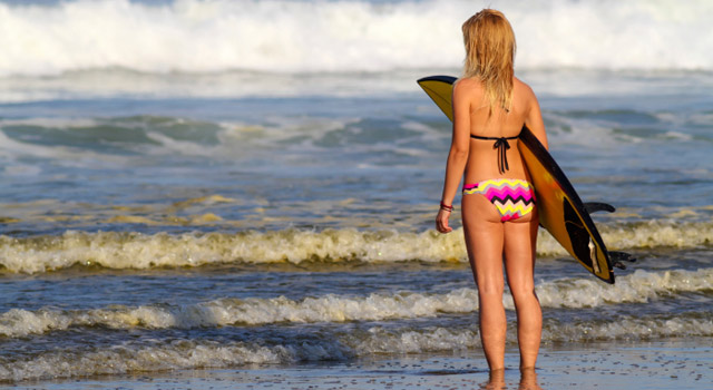 On a testé pour vous... Et si vous vous mettiez au surf cet été ?