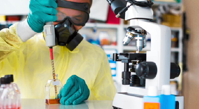 Ebola : faut-il céder à la panique ?