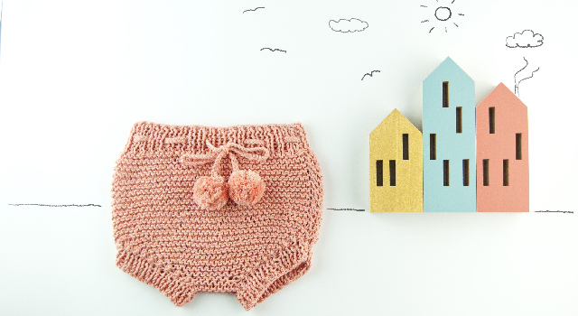 Trop facile de tricoter pour bébé avec les kits We are Knitters !