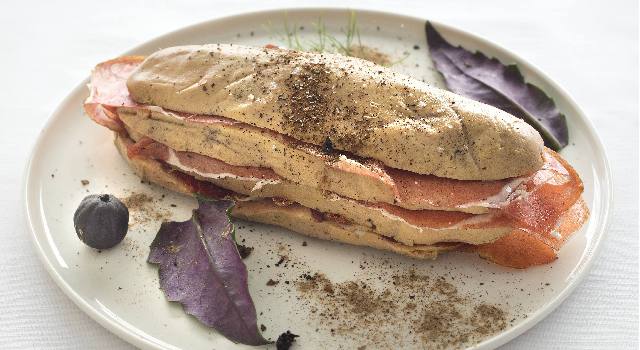 Terrine de foie gras au jambon Consorcioserrano