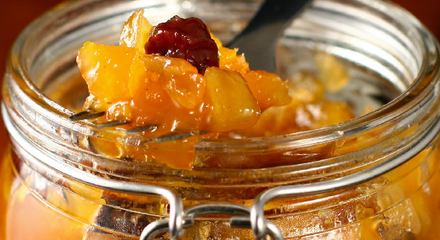 Chutney aux pommes et aux raisins