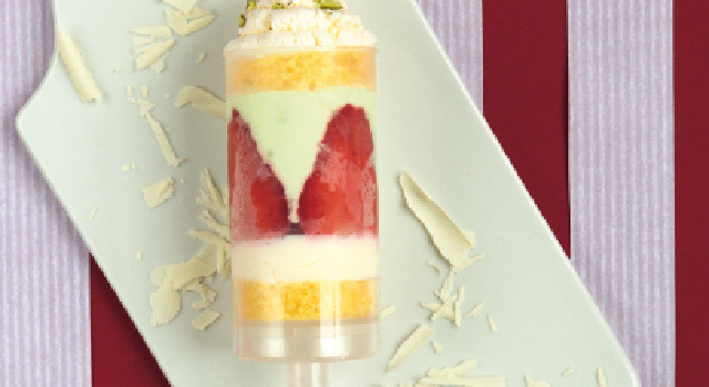 Push cakes façon fraisiers aux pistaches