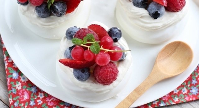 Mini Pavlova aux Thés Blanc Délicieux Citron vert et Agrumes