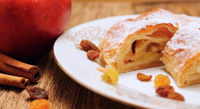 Strudel aux pommes, cranberries et noix