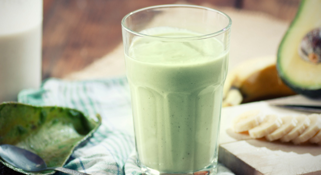 Smoothie avocat banane