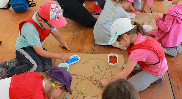 Des Activités Ludiques Pour Aider L Enfant à S éveiller Et à Se Des Activités Ludiques Pour Aider L Enfant à S éveiller Et à Se