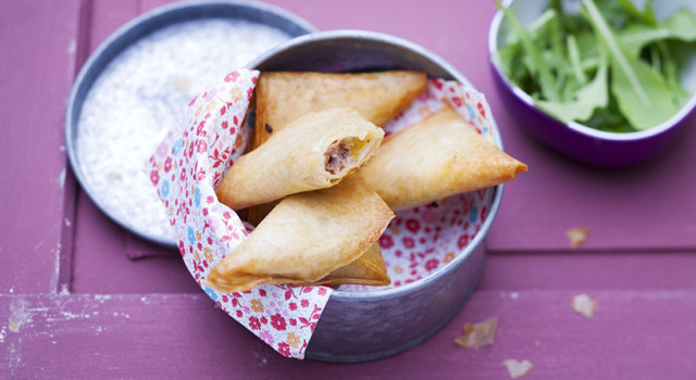 Samoussas de porc à la pêche