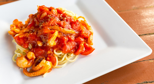 Calamars à la tomate et au piment d'Espelette