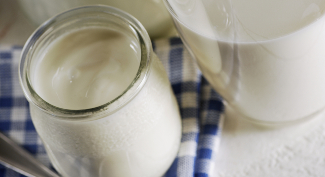 Le yaourt est-il blanc comme neige ? Une enquête à suivre le 13 septembre sur France 5