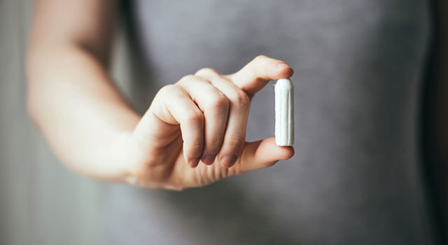 Du désherbant dans nos protections intimes : une bonne raison de passer au naturel !