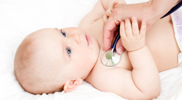 La bronchiolite fait son retour : adoptez les bons gestes pour protéger bébé