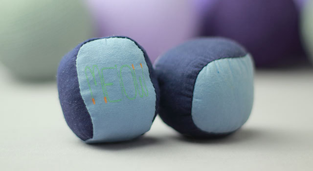 Meiow, une ligne de jouets bio et écolo pour mon chat