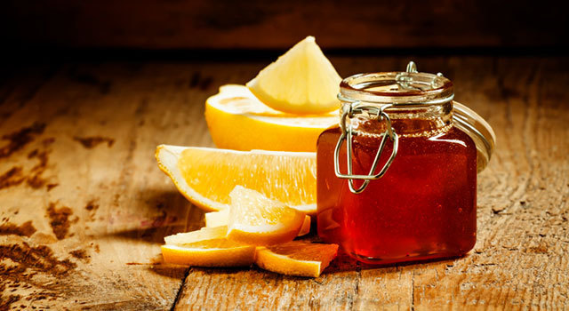 Massage hydratant au miel et au citron