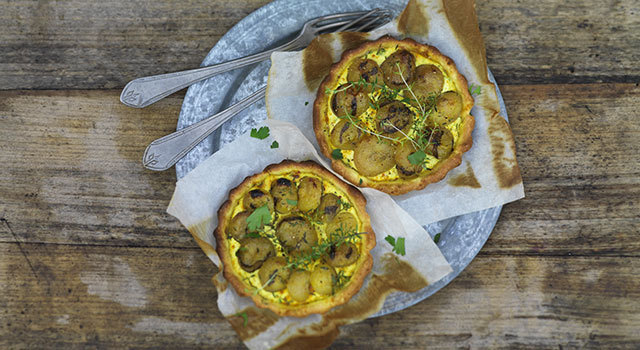 Tarte fine aux petits oignons et ricotta curry