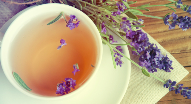 10 astuces naturelles contre le mal de gorge